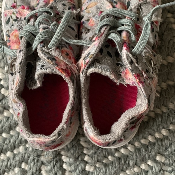 Blowfish Fruit T Toddler Girls Slip-On Shoes with Elastic Laces Size 10 - Picture 6 of 13